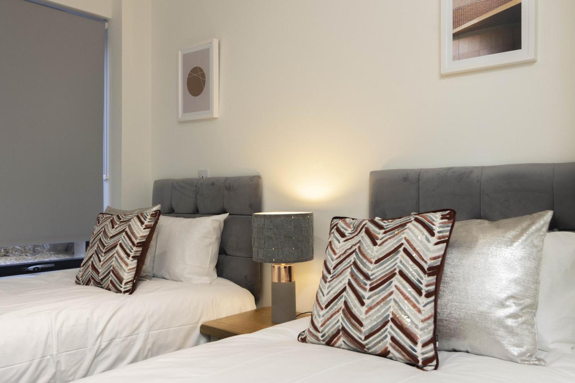 Ferienwohnung Linacre 1&2 - One And Two Bed Flat Behind The Cathedral With Free Parking And Fast Wifi Exeter Exterior foto